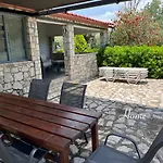 Nyaraló S&s *