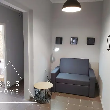 Semesterbostad S&s *